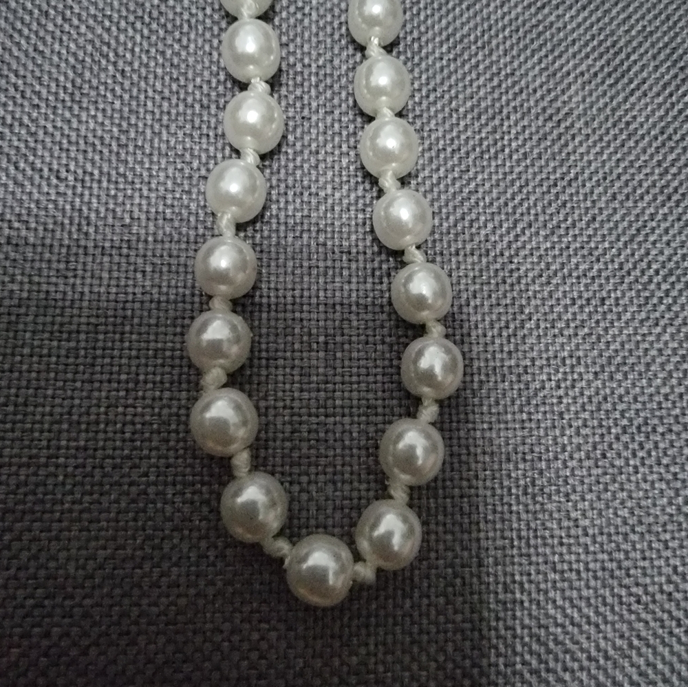 Necklace - Picture 2 of 2